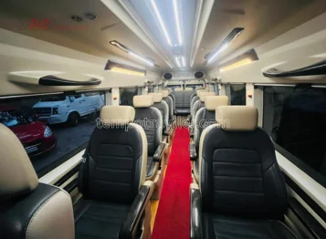 12 Seater Tempo Traveller