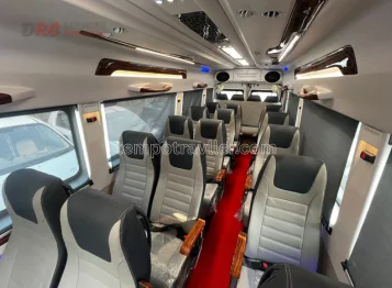 18 Seater Tempo Traveller