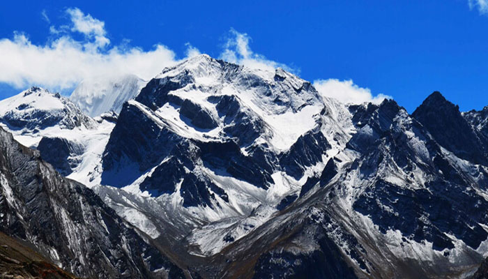 Delhi to Kedarkantha Trekking tour package