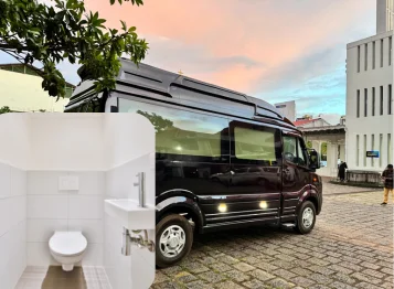Vanity Van for Celebrities